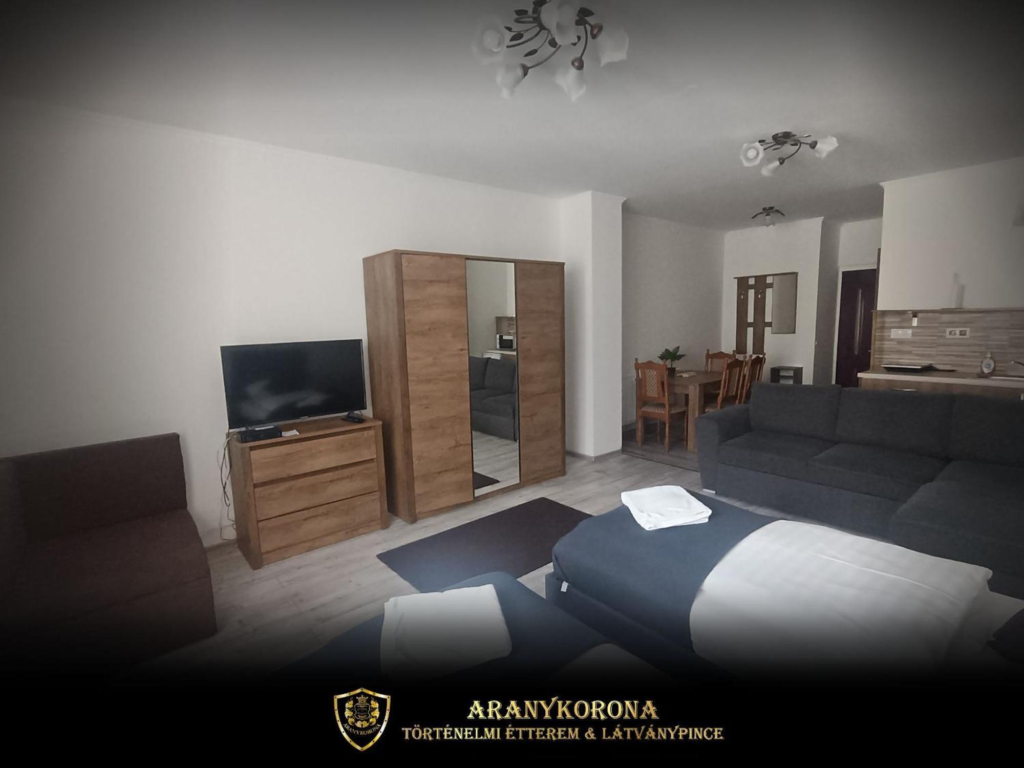 Aranykorona Apartmanhaz Miskolc Exterior foto